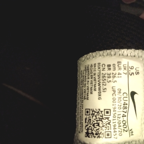 Nike Black chunky women's 9.5 - Picture 6 of 6